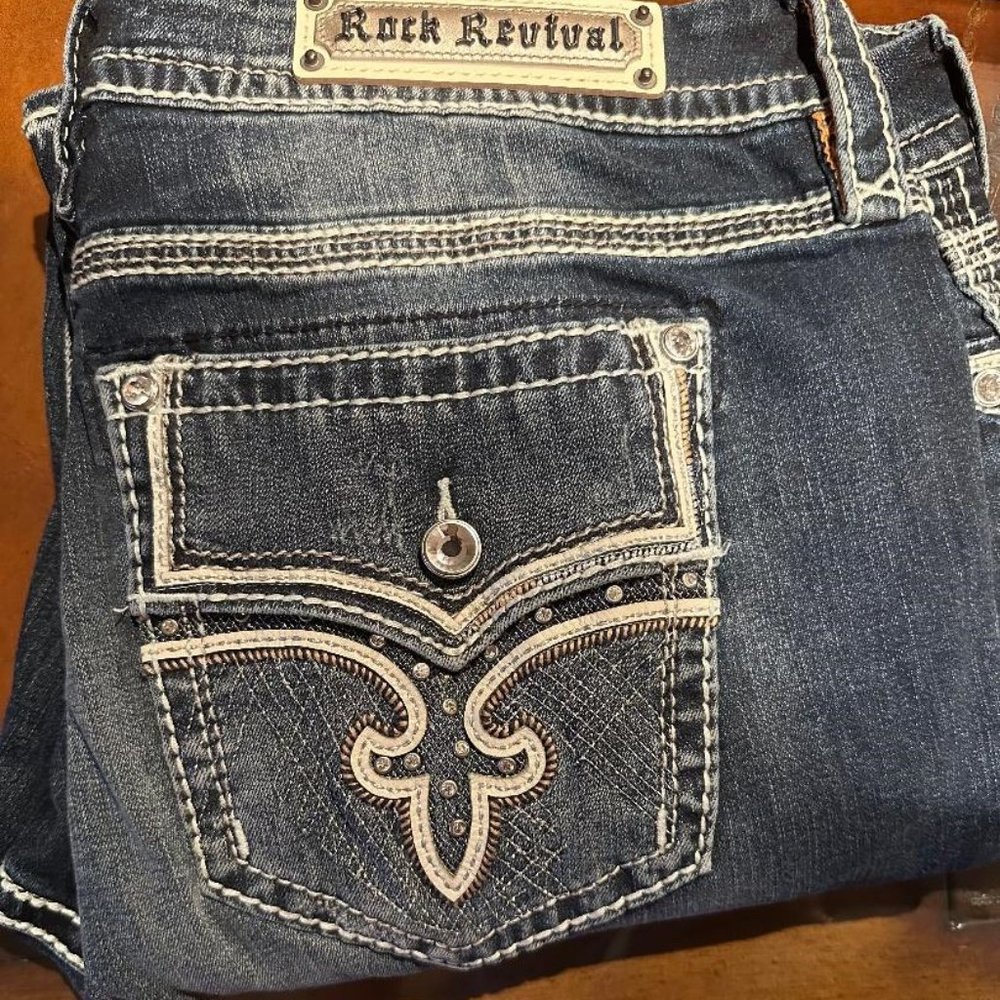 Women's Stunning Rock Revival Jeans Size 36/32 New With Tags!!
